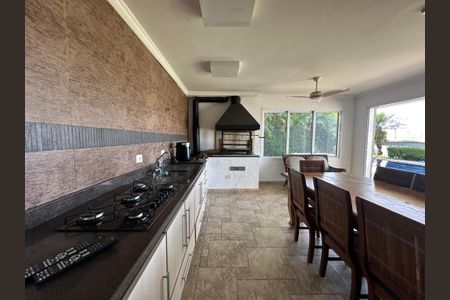 Casa de condomínio para alugar com 600m², 5 quartos e 6 vagasChurrasqueira