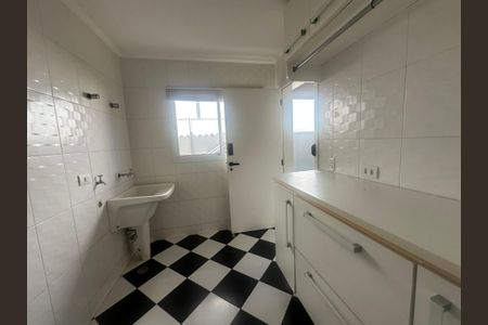 Casa de condomínio para alugar com 600m², 5 quartos e 6 vagasÁrea de Serviço