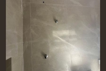 Casa de condomínio à venda com 304m², 4 quartos e 4 vagasBanheiro 2