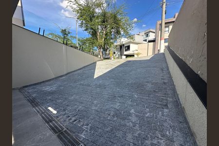 Casa de condomínio à venda com 304m², 4 quartos e 4 vagasGaragem