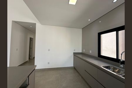 Casa de condomínio à venda com 304m², 4 quartos e 4 vagasCozinha