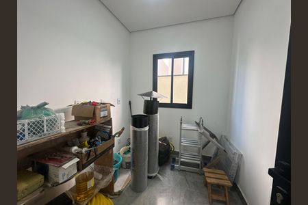Casa de condomínio à venda com 304m², 4 quartos e 4 vagasQuarto de Serviço
