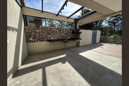 Casa de condomínio à venda com 304m², 4 quartos e 4 vagasChurrasqueira
