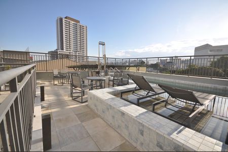 Apartamento à venda com 30m², 1 quarto e sem vagaÁrea comum - Piscina