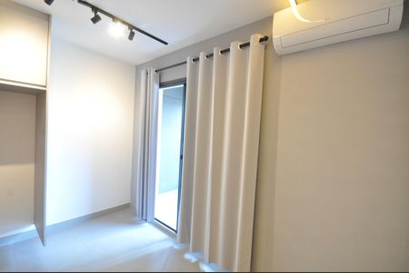 Apartamento à venda com 30m², 1 quarto e sem vagaSala/Quarto