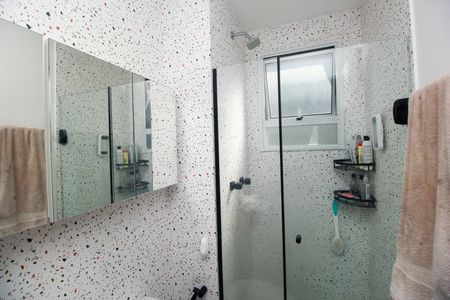 Apartamento à venda com 52m², 2 quartos e sem vaga Apartamento à venda com 52m², 2 quartos e sem vagaBanheiro
