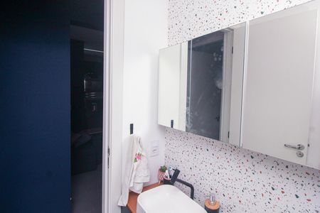 Apartamento à venda com 52m², 2 quartos e sem vaga Apartamento à venda com 52m², 2 quartos e sem vagaBanheiro