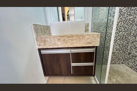 Apartamento para alugar com 82m², 2 quartos e 2 vagas Apartamento para alugar com 82m², 2 quartos e 2 vagasBanheiro 1