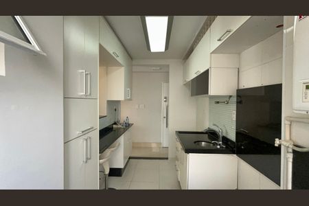 Apartamento para alugar com 82m², 2 quartos e 2 vagas Apartamento para alugar com 82m², 2 quartos e 2 vagasCozinha