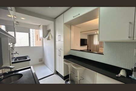 Apartamento para alugar com 82m², 2 quartos e 2 vagas Apartamento para alugar com 82m², 2 quartos e 2 vagasCozinha