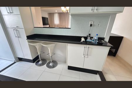 Apartamento para alugar com 82m², 2 quartos e 2 vagas Apartamento para alugar com 82m², 2 quartos e 2 vagasCozinha