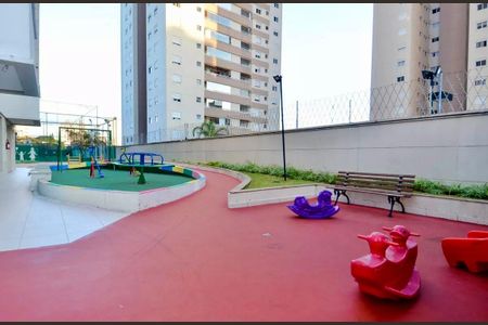 Apartamento para alugar com 82m², 2 quartos e 2 vagas Apartamento para alugar com 82m², 2 quartos e 2 vagasÁrea comum - Playground