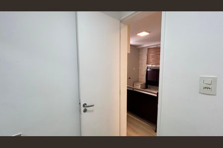 Apartamento para alugar com 82m², 2 quartos e 2 vagas Apartamento para alugar com 82m², 2 quartos e 2 vagasBanheiro da Suíte