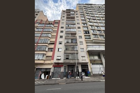 Studio à venda com 50m², 1 quarto e sem vaga Studio à venda com 50m², 1 quarto e sem vagaFachada