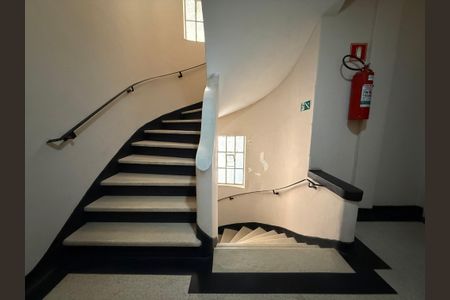 Studio à venda com 50m², 1 quarto e sem vaga Studio à venda com 50m², 1 quarto e sem vagaÁrea comum