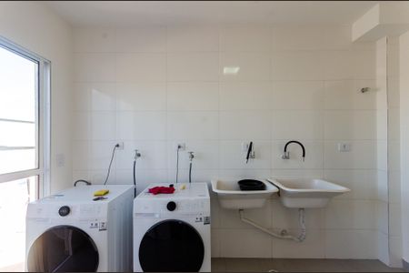 Studio para alugar com 25m², 1 quarto e sem vaga Studio para alugar com 25m², 1 quarto e sem vagaLavanderia