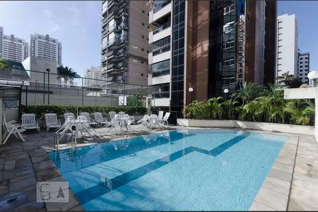 Apartamento à venda com 124m², 3 quartos e 3 vagas Apartamento à venda com 124m², 3 quartos e 3 vagasÁrea externa