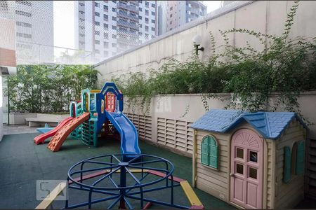 Apartamento à venda com 124m², 3 quartos e 3 vagas Apartamento à venda com 124m², 3 quartos e 3 vagasÁrea externa