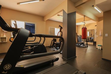 Apartamento à venda com 72m², 2 quartos e 1 vaga Apartamento à venda com 72m², 2 quartos e 1 vagaÁrea comum - Academia