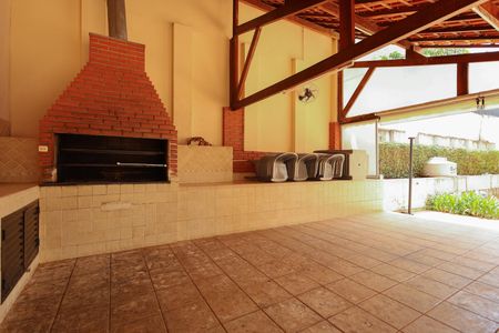Apartamento à venda com 72m², 2 quartos e 1 vaga Apartamento à venda com 72m², 2 quartos e 1 vagaÁrea comum - Churrasqueira