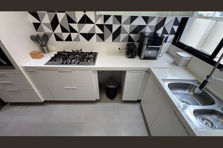 Apartamento para alugar com 79m², 2 quartos e 2 vagasCozinha