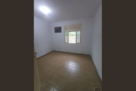 Quarto de casa para alugar com 2 quartos, 250m² em Guaratiba, Rio de Janeiro
