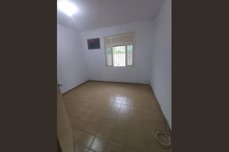 Casa para alugar com 250m², 2 quartos e 3 vagasQuarto