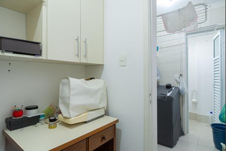 Apartamento à venda com 59m², 1 quarto e sem vagaQuarto de Serviço