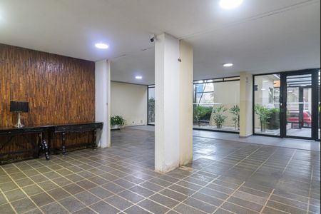 Apartamento à venda com 59m², 1 quarto e sem vagaÁrea comum - Hall Social
