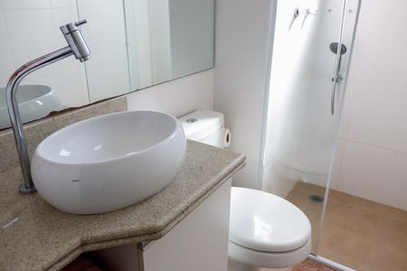 Apartamento à venda com 57m², 2 quartos e 1 vaga Apartamento à venda com 57m², 2 quartos e 1 vagaBanheiro
