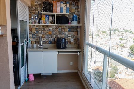 Apartamento à venda com 57m², 2 quartos e 1 vaga Apartamento à venda com 57m², 2 quartos e 1 vagaSacada