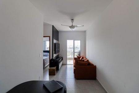 Sala/Cozinha/Área de Serviço  de apartamento para alugar com 2 quartos, 50m² em Vila Santa Teresa, São Paulo