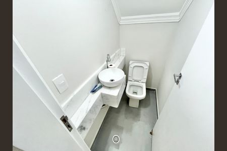 Casa à venda com 123m², 3 quartos e 2 vagasLavabo
