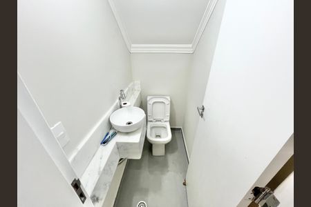 Casa à venda com 123m², 3 quartos e 2 vagasLavabo
