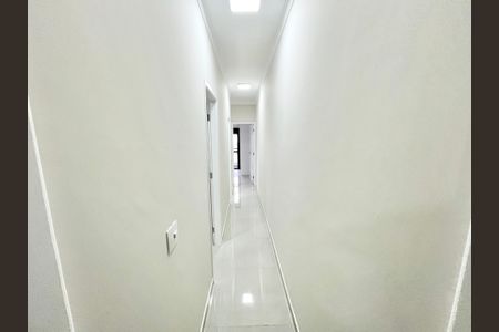 Casa à venda com 123m², 3 quartos e 2 vagasCorredor