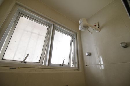 Casa de condomínio à venda com 375m², 4 quartos e 2 vagasBanheiro