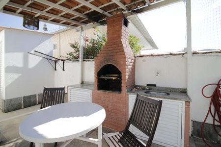 Casa de condomínio à venda com 375m², 4 quartos e 2 vagasChurrasqueira