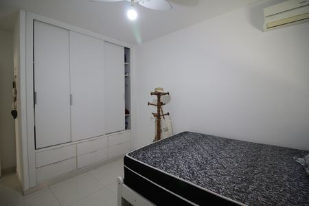 Casa de condomínio à venda com 375m², 4 quartos e 2 vagasquarto 2