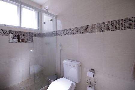 Casa de condomínio à venda com 375m², 4 quartos e 2 vagasBanheiro da Suíte 4