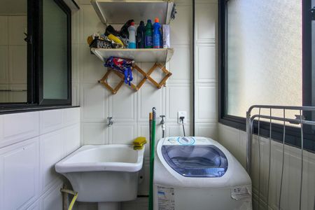 Apartamento para alugar com 76m², 2 quartos e 1 vagaÁrea de Serviço