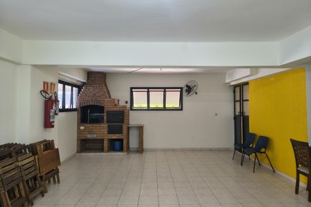 Apartamento para alugar com 76m², 2 quartos e 1 vagaÁrea comum - Churrasqueira