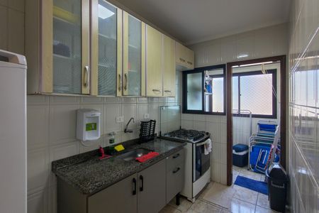 Apartamento para alugar com 76m², 2 quartos e 1 vagaCozinha 