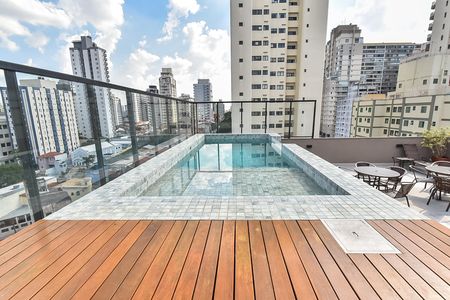 Studio à venda com 26m², 1 quarto e sem vaga Studio à venda com 26m², 1 quarto e sem vagaÁrea comum - Piscina