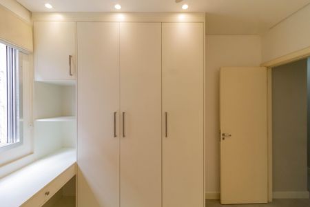 Apartamento à venda com 74m², 2 quartos e 1 vagaQuarto