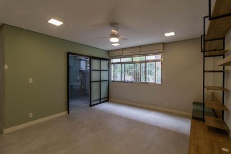 Apartamento à venda com 74m², 2 quartos e 1 vagaSala