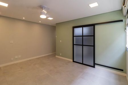 Apartamento à venda com 74m², 2 quartos e 1 vagaSala
