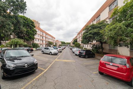 Apartamento à venda com 74m², 2 quartos e 1 vagaÁrea comum