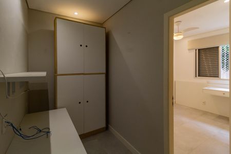 Apartamento à venda com 74m², 2 quartos e 1 vagaCloset