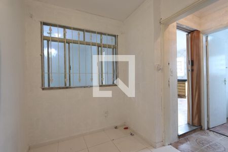 Casa à venda com 165m², 5 quartos e 1 vaga Casa à venda com 165m², 5 quartos e 1 vagaSala