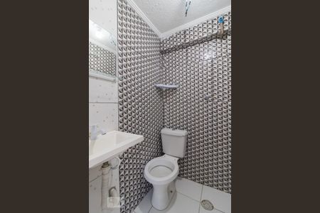 Casa à venda com 165m², 5 quartos e 1 vaga Casa à venda com 165m², 5 quartos e 1 vagaBanheiro